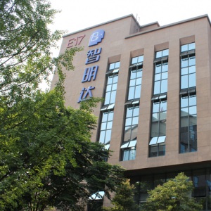 成都智明達電子股份有限公司委托龍騰設計公司形象畫冊